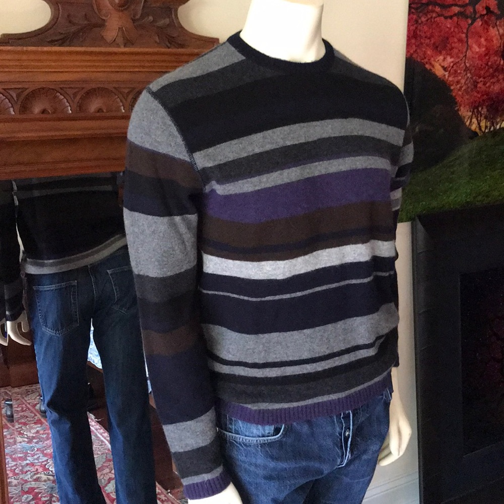 Men’s multi color Sweater